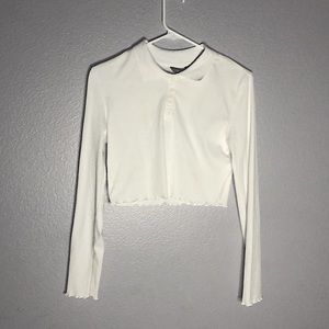 I am selling a white collar crop top!